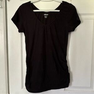 Women’s Black Maternity Short Sleeve Tee Size Medium